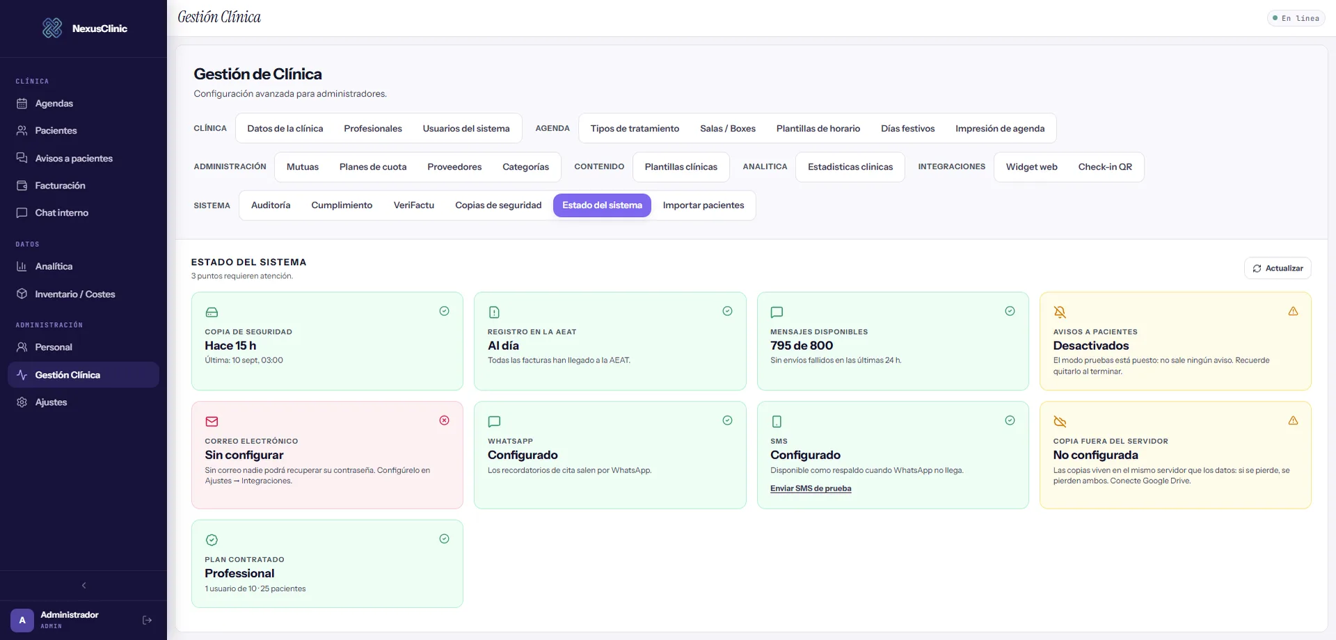 Estado del sistema en NexusClinic con copia de seguridad, registro en la AEAT, mensajes disponibles e integraciones